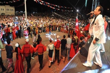 Mehmet Yakar coşturdu 