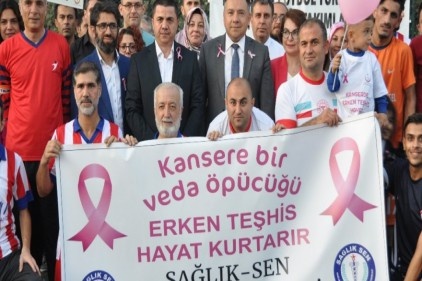Meme kanseri farkındalık etkinliğine yoğun ilgi oldu