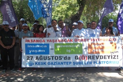 Memurlar, bir gün iş bıraktı