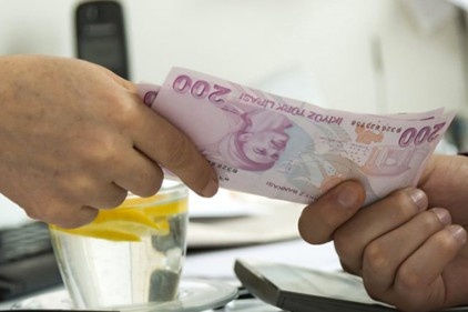 Memurlar yüzde 5,5, emekliler yüzde 6,5 enflasyon farkı alacak
