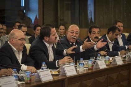 Memurlara 5+4 ve 3+3 zam teklifi 