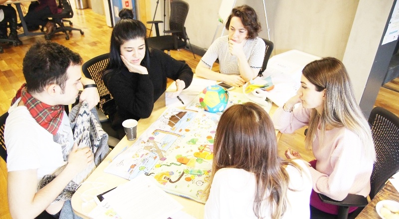 Mentorlar, tecrübelerinden yararlanarak girişimcilik yol haritası çıkaracak