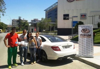 Mercedes C180 Coupe talihlisi anahtarını ve arabasını teslim aldı