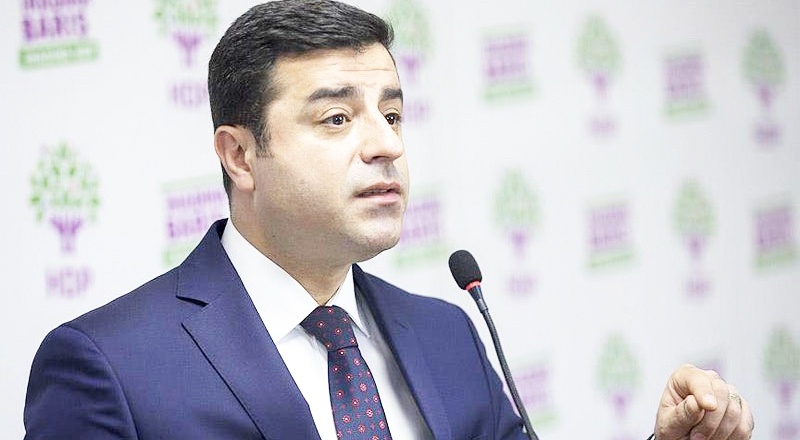 Merkel hükümeti, Türkiye'yi Demirtaş'ı serbest bırakmaya çağırdı