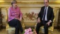 Merkel ve Hollande görüşmeye geçti