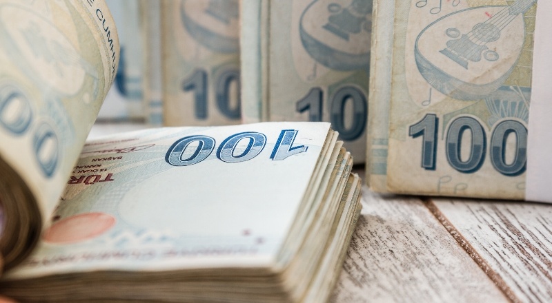Merkez Bankası'ndan yeni karar: Bankalararası gecelik borç alabilme limiti yarıya düşürüldü