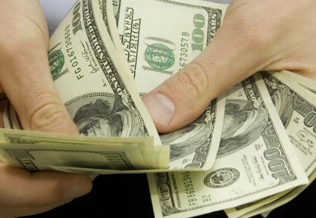 Merkez Bankası'nın faiz kararı öncesinde dolar güne 8.66'dan yatay seyirle başladı