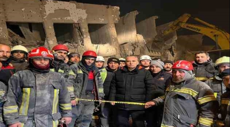 Merkezefendi Belediye Başkanı Gaziantep’teki deprem bölgesinde