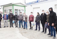 Mesaiye gelen işçiler içi boşaltılmış fabrika ile karşılaştı