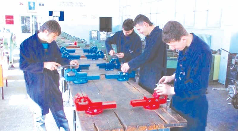 Meslek liseleri 10 ayda ekonomiye 540 milyon TL katkı sağladı