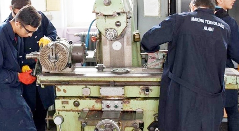 Meslek liseleri: "Çocuklar, iş kazalarının kendileri yüzünden olabileceğine ikna edilmiş"