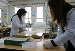 Meslek liseleri maske üretimine başladı