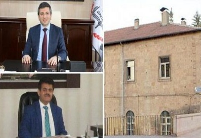 Mete, öğretmene destek oluyor
