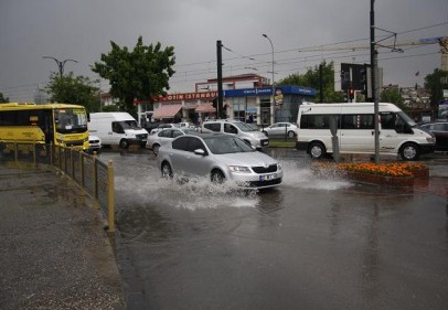 Metrekareye 20 kilogram yağış düştü