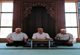 Mevlüt okutulup, lokma dağıtıldı