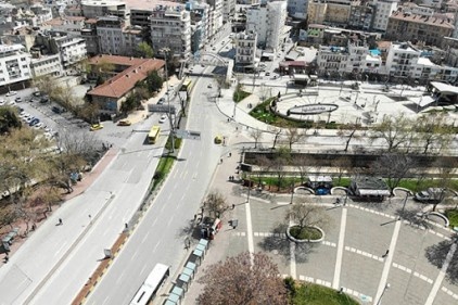 Meydanlar boş kaldı