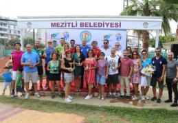 Mezitli Senyör Haftasonu Tenis Turnuvası sona erdi 