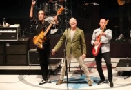 Mezuniyet sevinci MFÖ konseriyle yaşandı