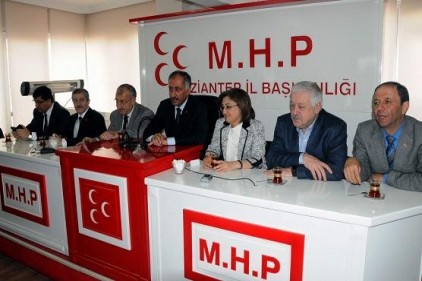 MHP&#8217;ye taziye ziyareti yapıldı