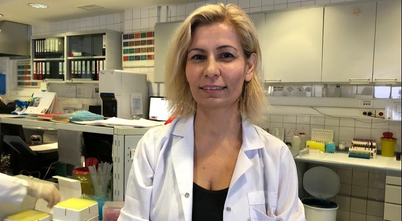 Mikrobiyoloji Uzmanı: Bir şekilde herkes Covid-19'u geçirecek