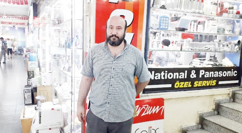 Milletvekillerini seçimden seçime görebiliyoruz