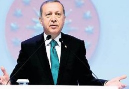Milletvekilleriyle gruplar halinde görüşüyor