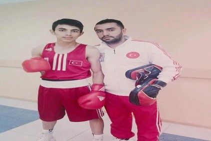 Milli Boksör Kesen şehre döndü