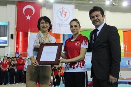 Milli Cimnastikçiye uluslararası ödül&#8230;