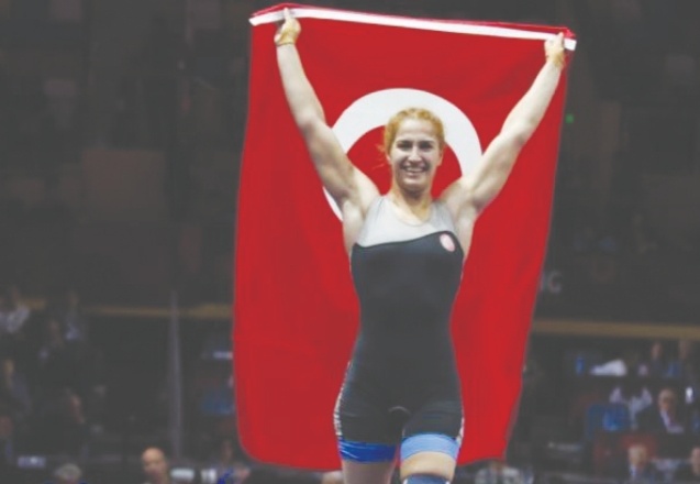 Milli güreşçi Buse Tosun Dünya Şampiyonası'nda bronz madalya kazandı
