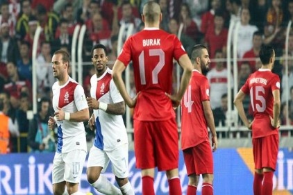 Milli maçta yayın krizi çözüldü