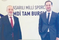 Milli sporcu bursu ile sporculara destek