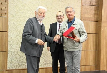 “Mimarlar kendi insanı ile yabancılaşmamalı”