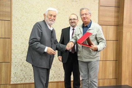 “Mimarlar kendi insanı ile yabancılaşmamalı”
