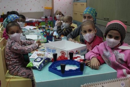 Minik hastalar kansere karşı savaş açtı