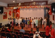 Minik öğrenciler, Cumhuriyet konulu şarkılar seslendirdi