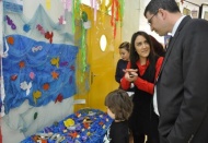 Minik ressamlar, eserlerini sergiledi