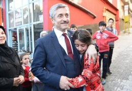 Minik Zeliha’nın davetini geri çevirmedi