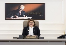 Mısralar hem gurur, hem umut, hem de güven veriyor