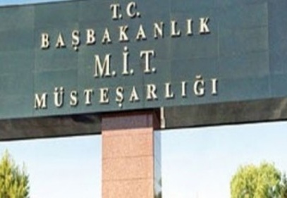 MİT, Başbakan’ın emriyle gazetecileri dinlemiş