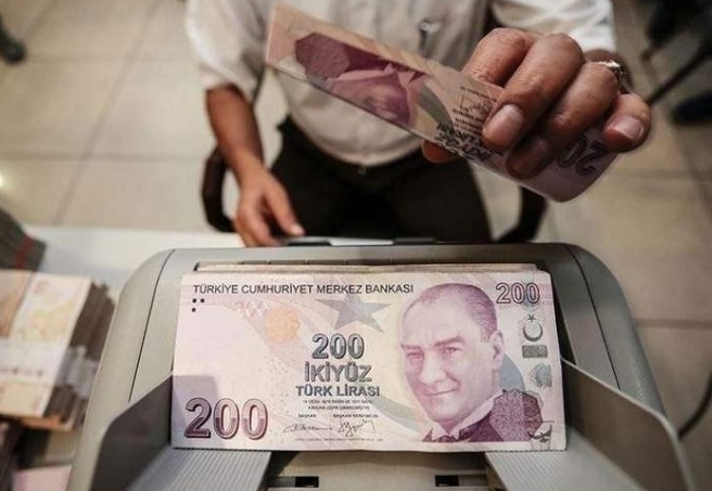 Moody's: Türkiye’de tasarruf etmek mantıklı bir seçenek değil