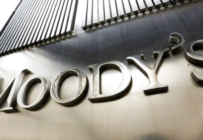 Moody's sekiz dev şirketin kredi notunu indirdi