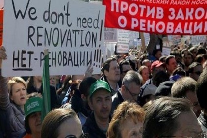 Moskova&#8217;da 5 bin kişilik protesto