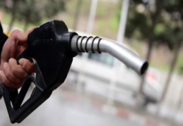 Motorine indirim fiyatlara yansımayacak