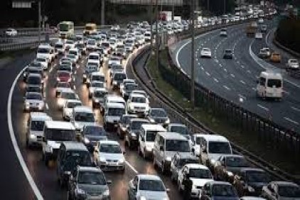 Motorlu kara taşıtları sayısı bir önceki yıla göre yüzde 5.6 arttı