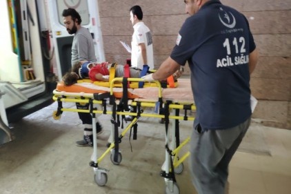 Motosiklet, 6 yaşındaki çocuğa çarptı