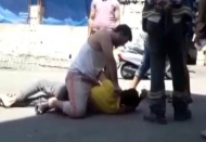 Motosikleti çalmaya çalışırken yakalandı 