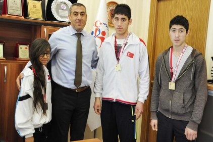 Muay Thai&#8217;de Gaziantep&#8217;in gururu oldular