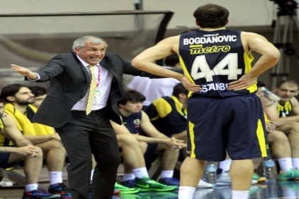 Muazzam bir basketbol oynayan takıma karşı oynadık