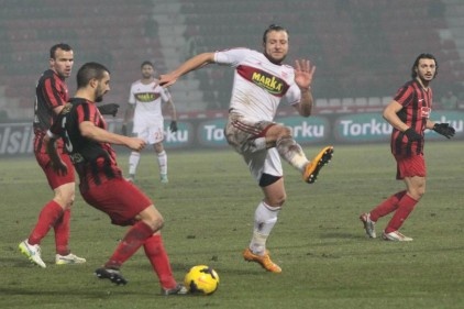 Mücadele konuk ekibin 3-1 üstünlüğü ile sona erdi