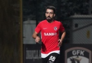 Muğdat Çelik, 6 ay forma giyemeyecek